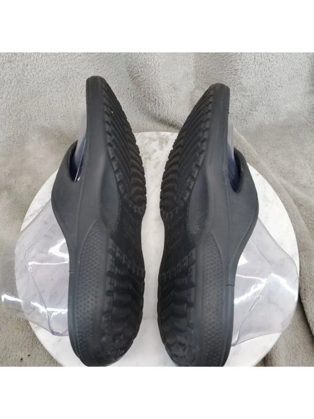 Crocs Shoes Mens 7 Womens 9 Black Synthetic Baya Thong Sandals